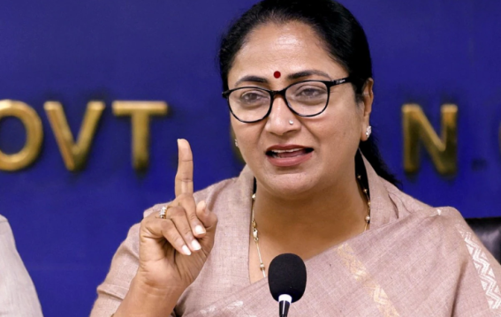 Delhi CM Rekha Gupta Allegedly Attacked